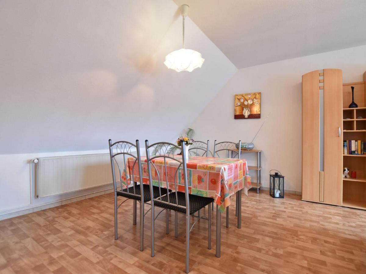 Attractive Apartment In Kluetz Near The Sea Klutz Exterior photo